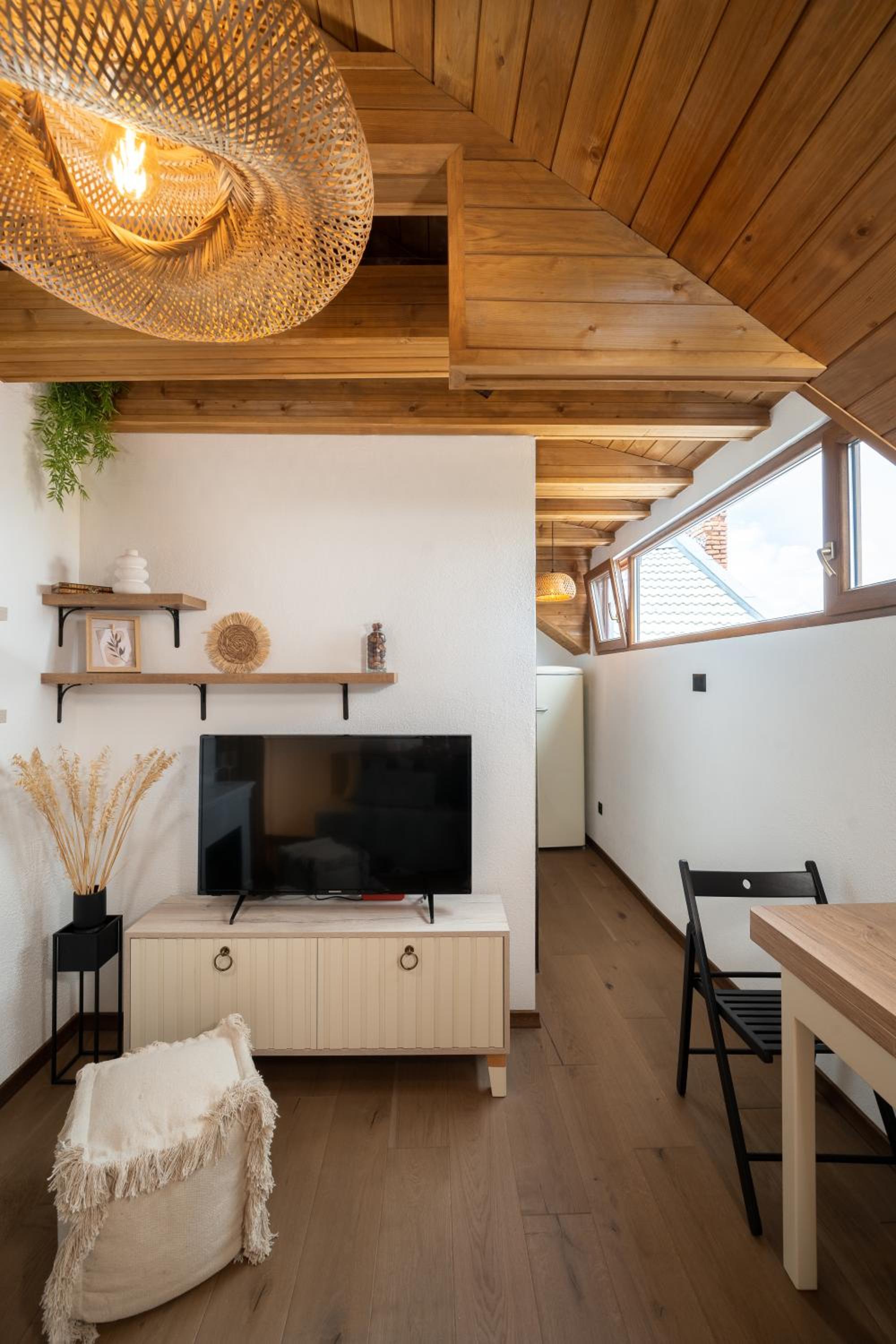 Gurgulyat view - 1 Bedroom Loft