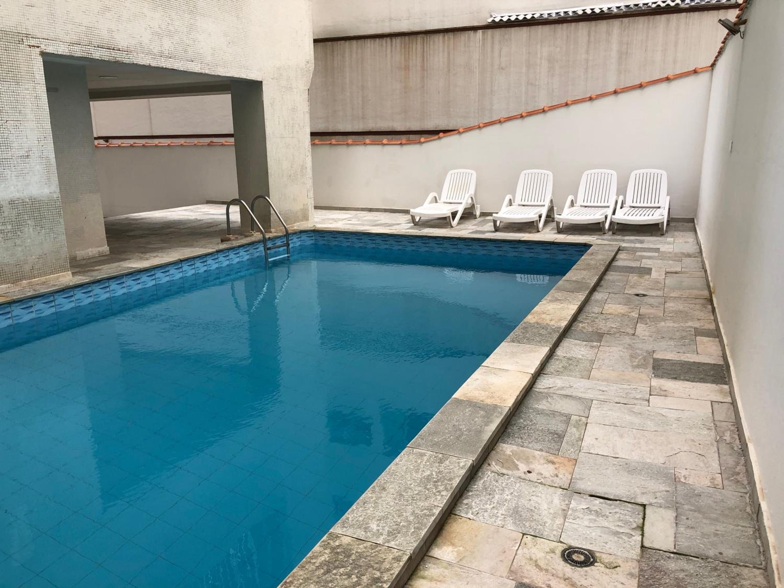 Pitangueiras 3 dorm 200mts da praia piscina WiFi