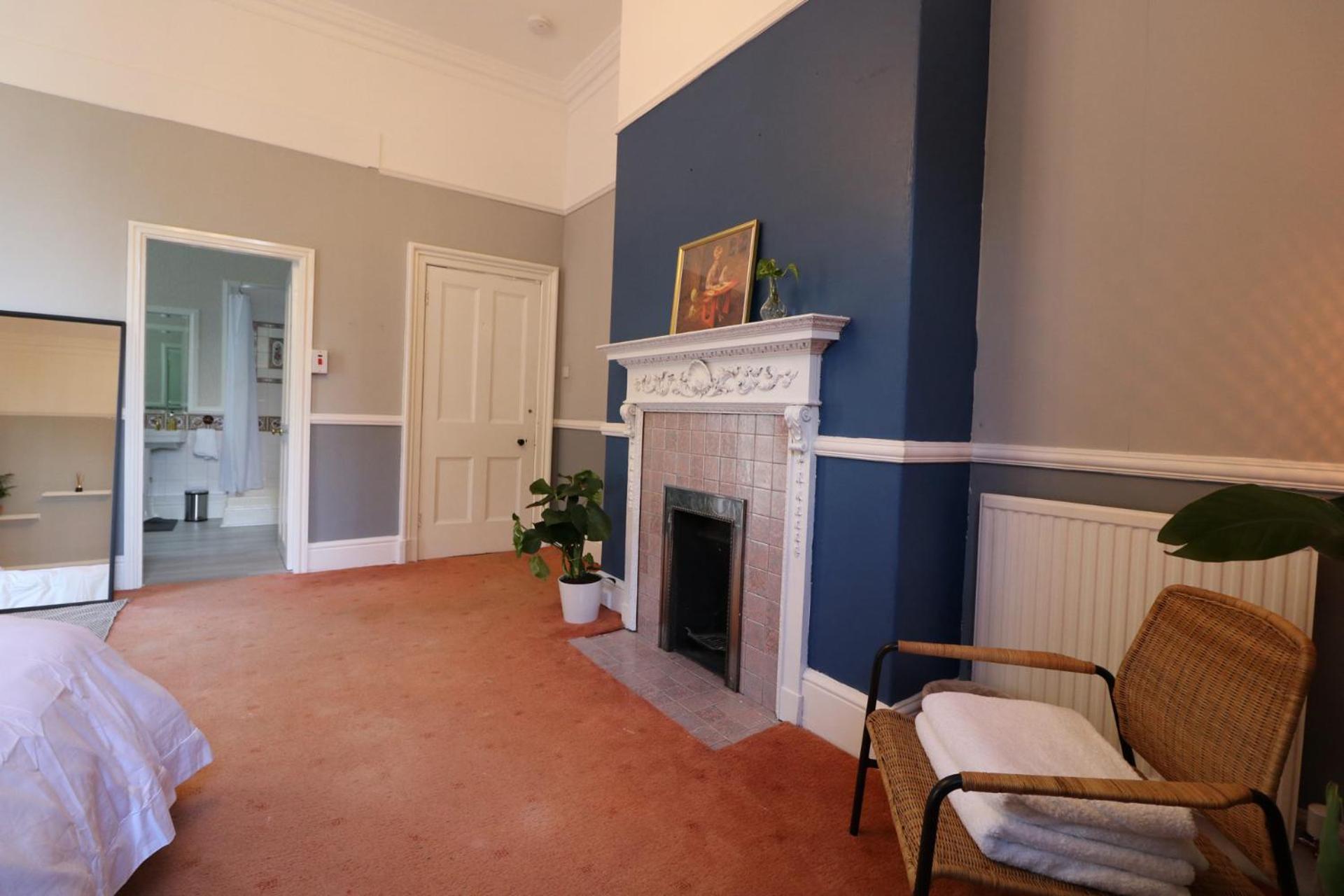 Mossley Hill Retreat