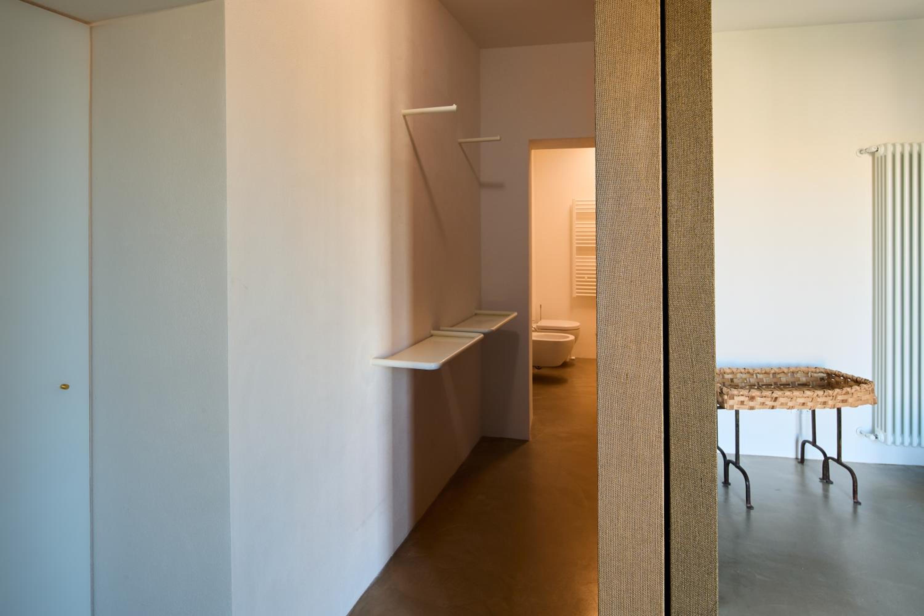 AUREA tempio di Apollo en Siracusa — bathroom