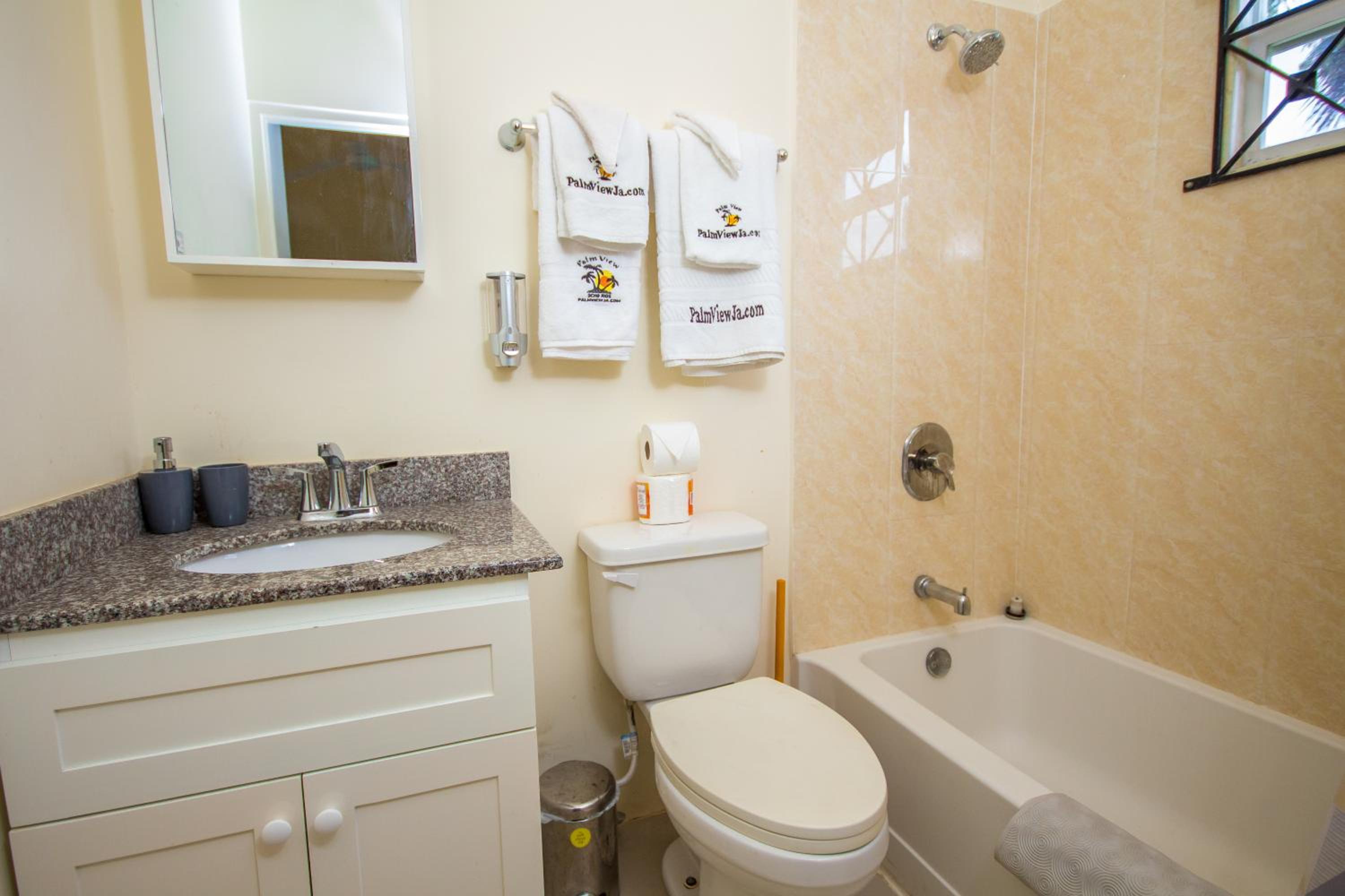 Ocho Rios Drax hall Manor 3 Bed sleeps 7, photo 25