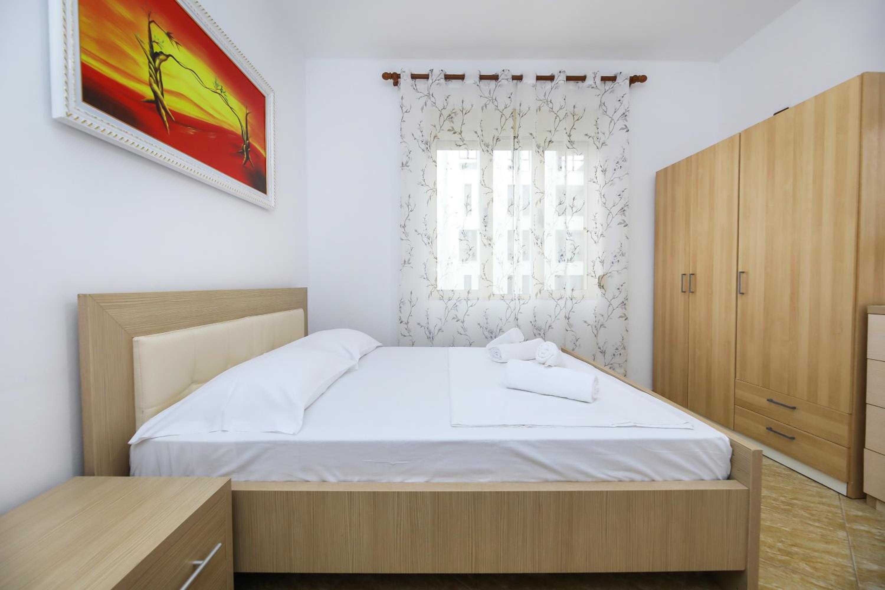 Jimi Apartments