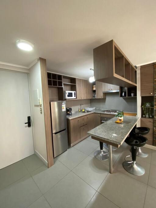 Departamento moderno, vista al mar y estacionamiento incluido