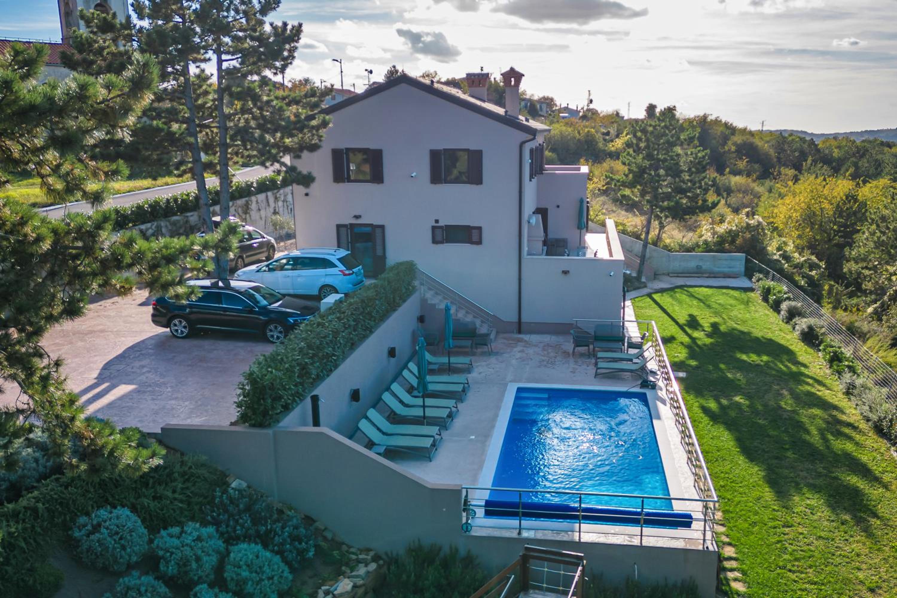 Luxury Villa Gradin view 5