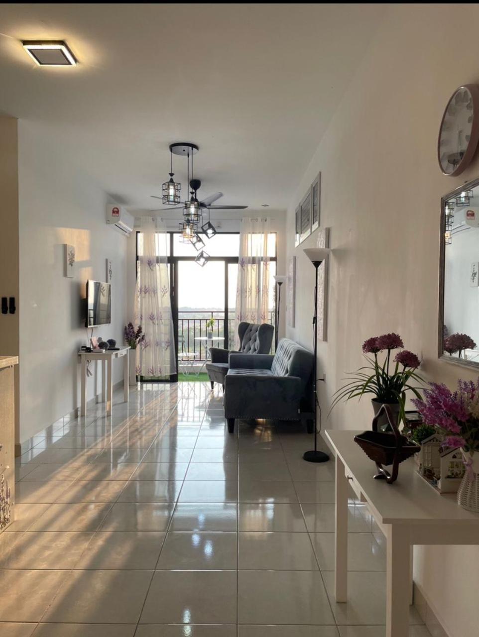 Benoni 3 Bedroom - Farah Biz Empire Homestay photo 1