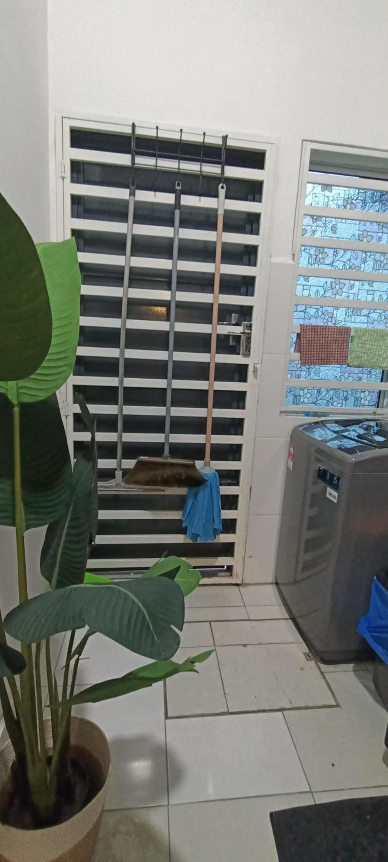 Imans Homestay Lumut