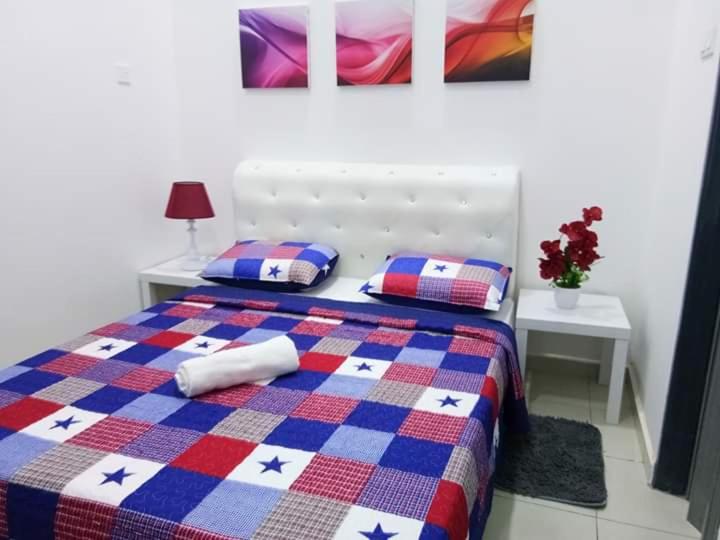 Imans Homestay Lumut