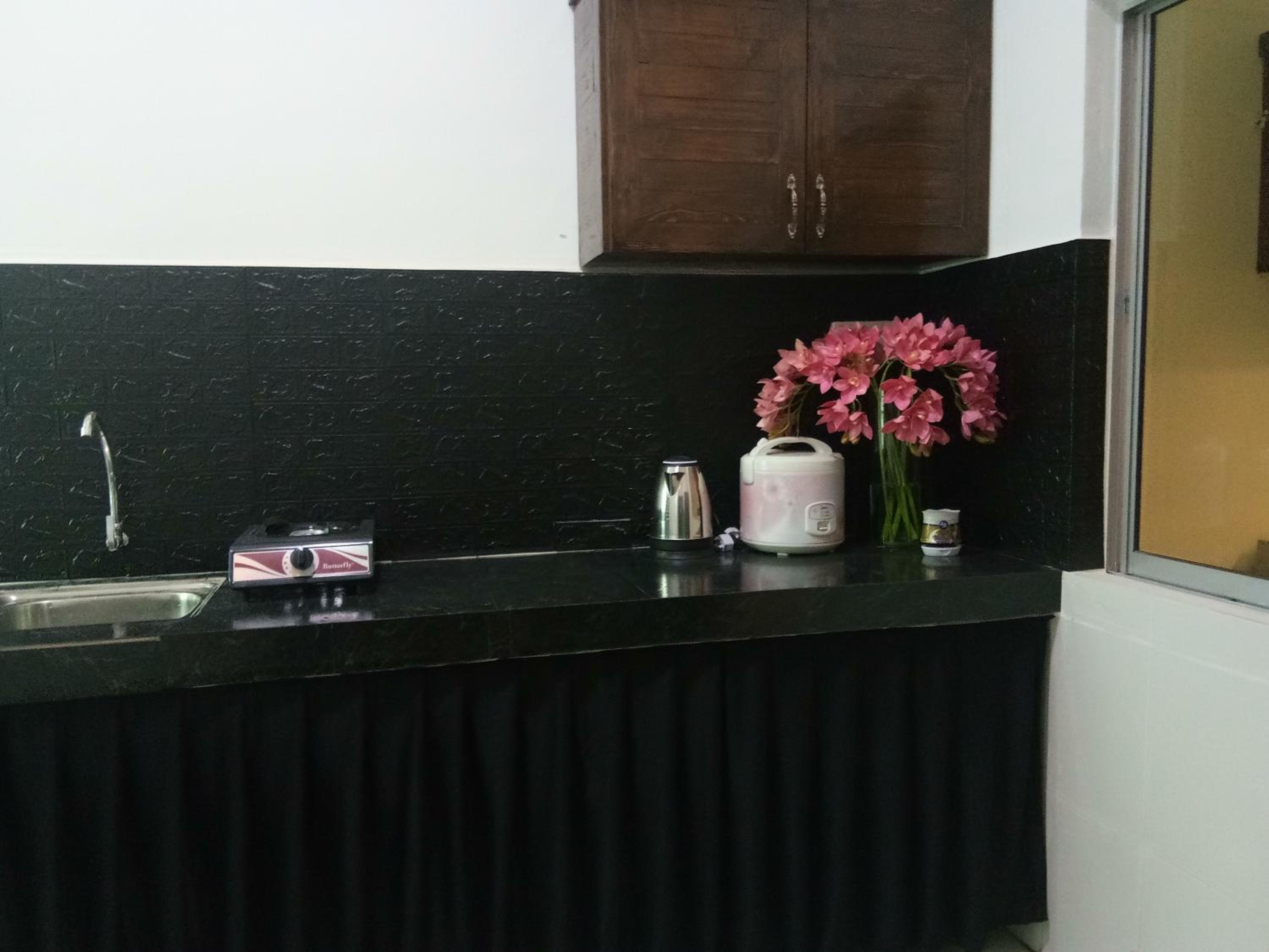 Imans Homestay Lumut
