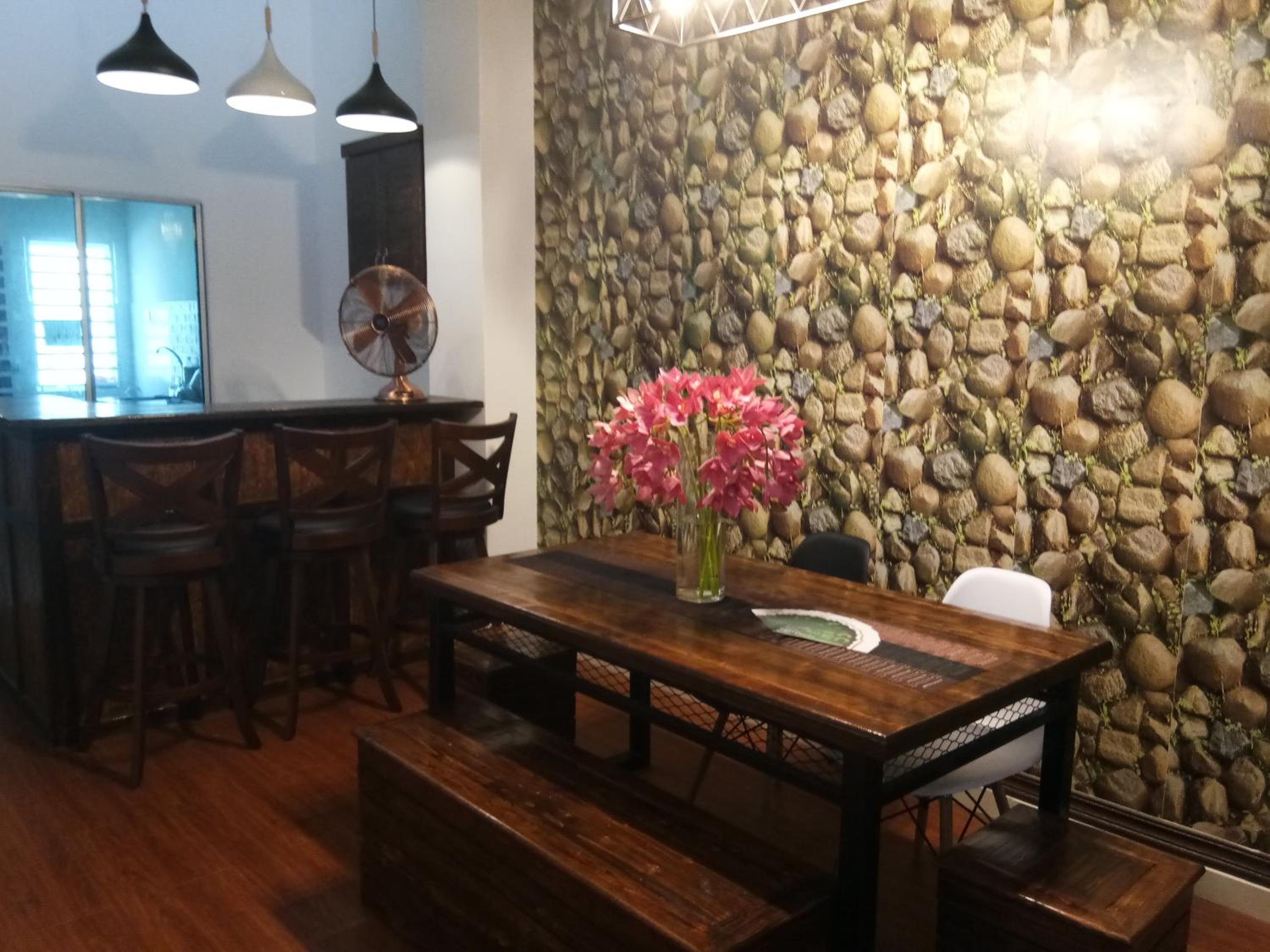 Imans Homestay Lumut
