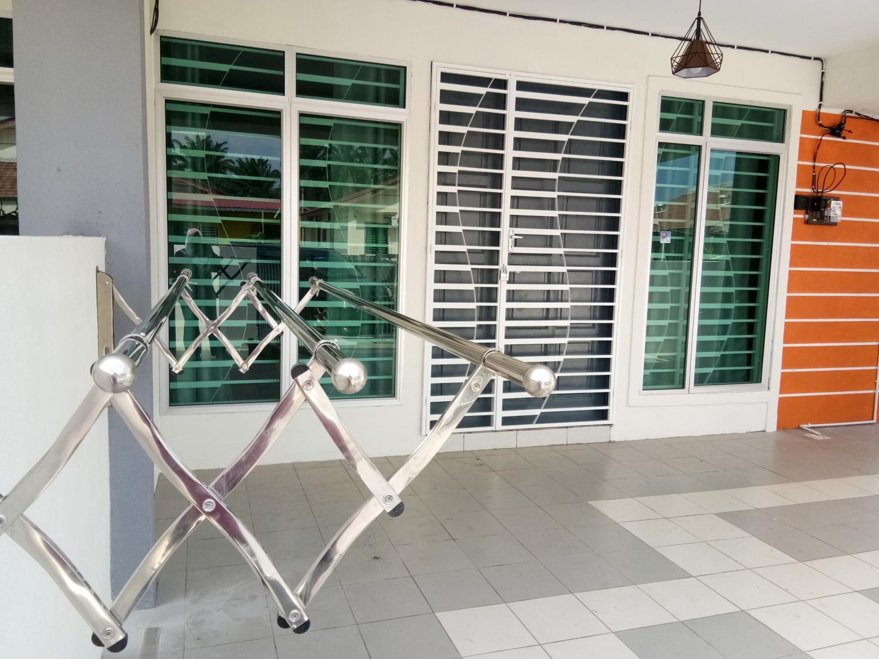 Imans Homestay Lumut