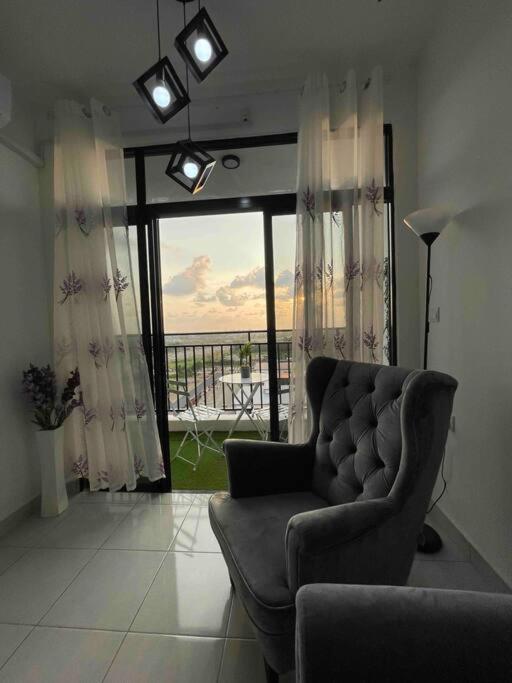 Benoni 3 Bedroom - Farah Biz Empire Homestay photo 4