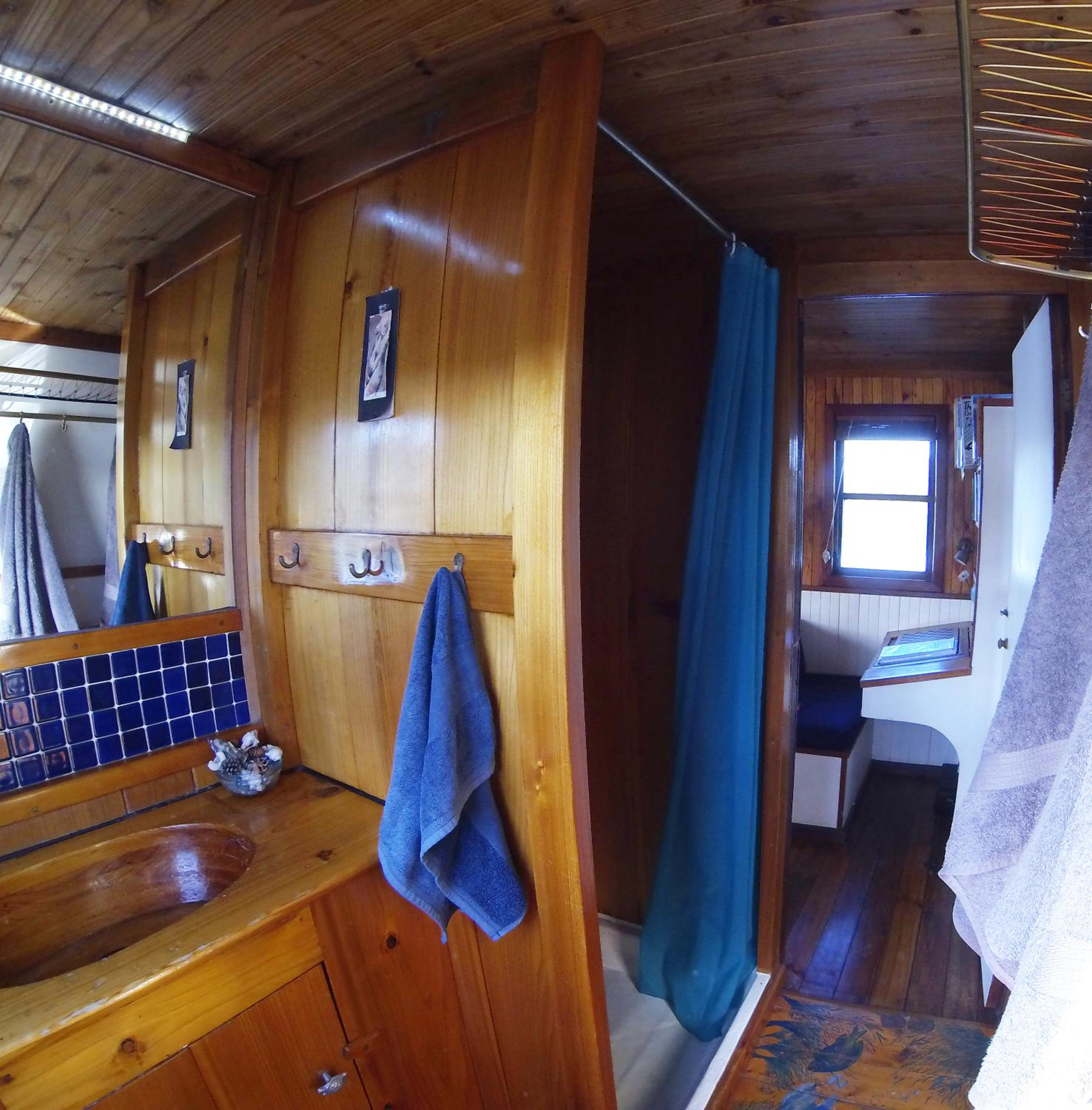 Photo 43