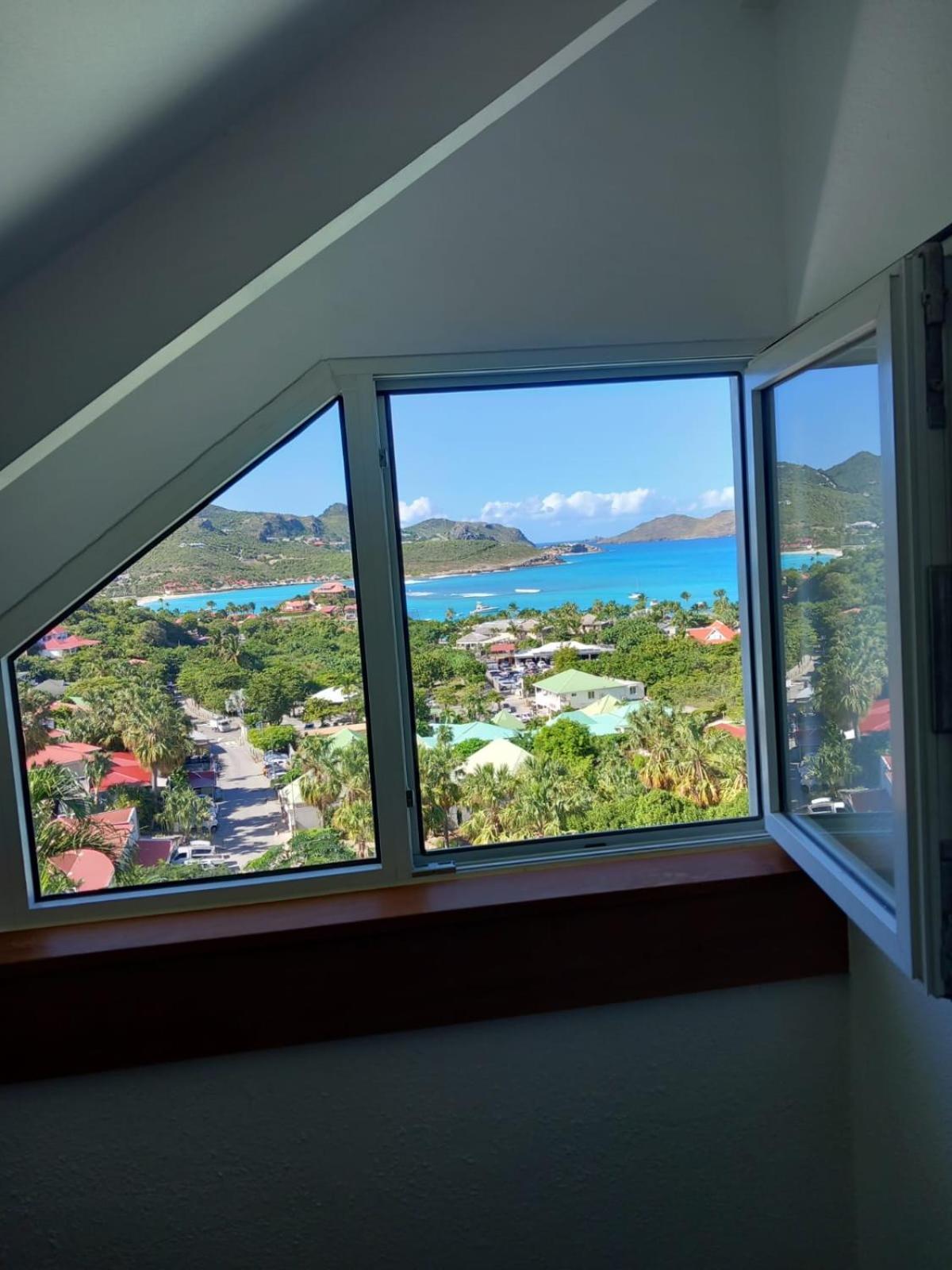 EDEN VIEW