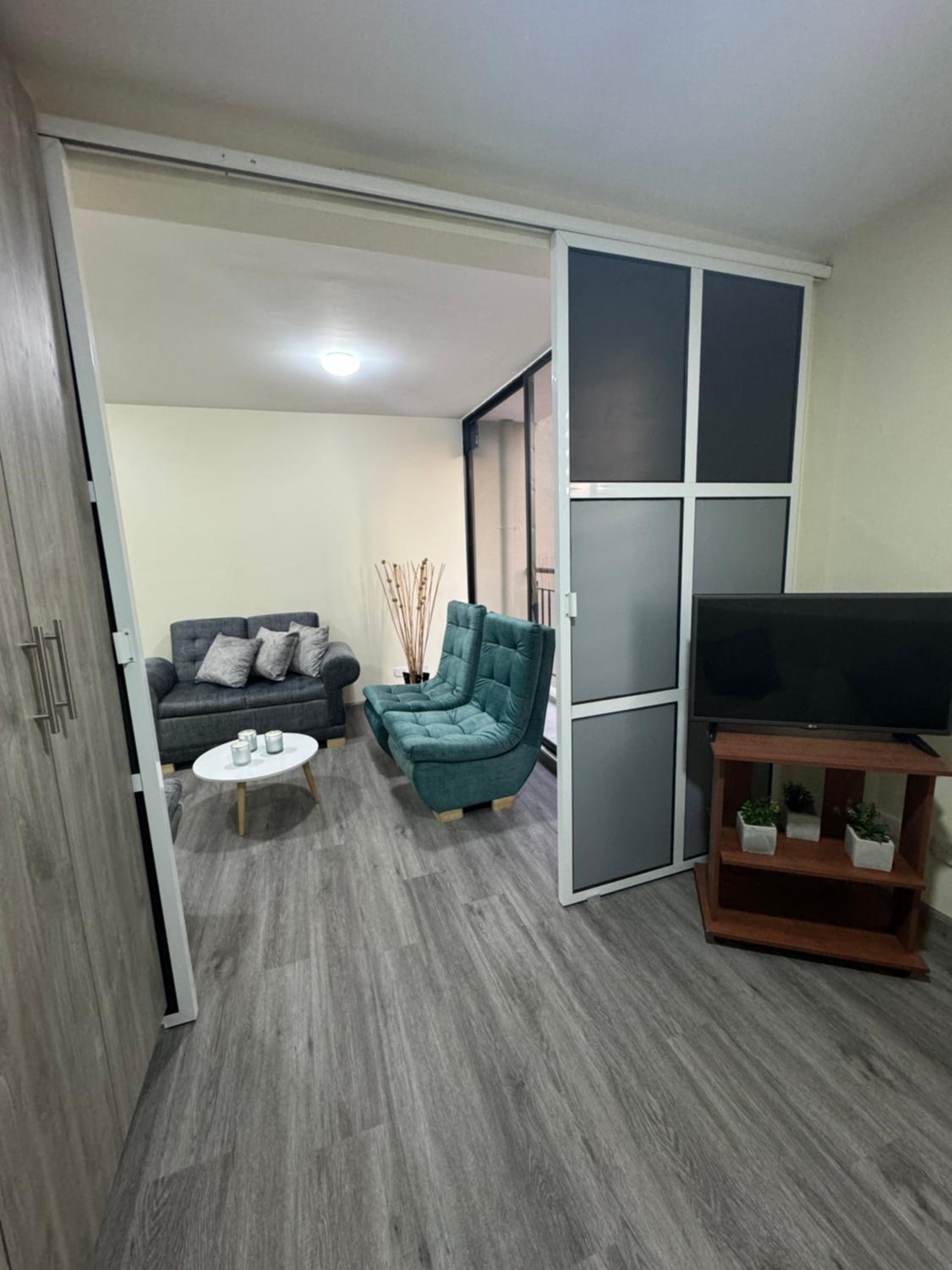 Acogedor apartamento cerca al Centro comercial Viva