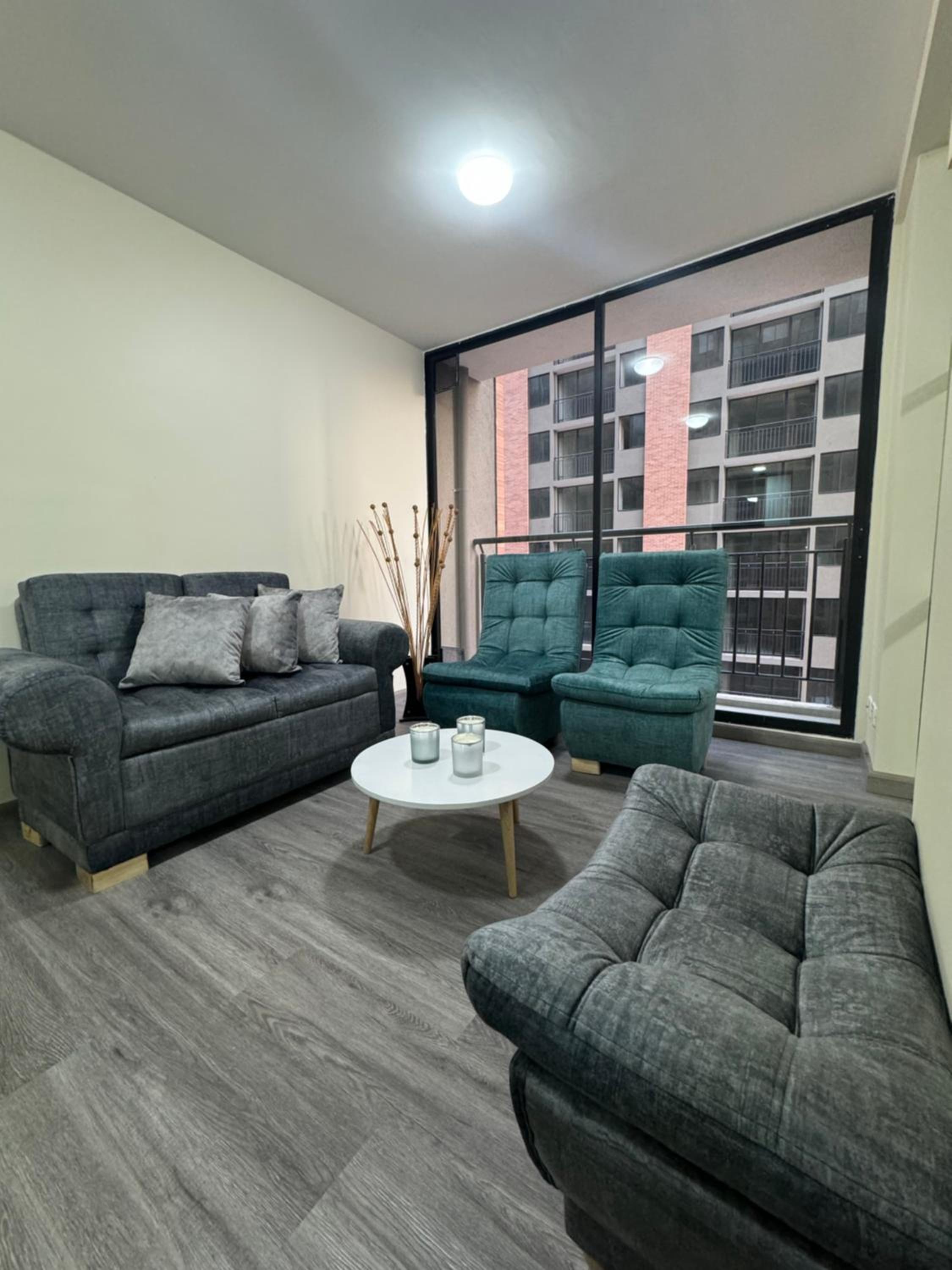 Acogedor apartamento cerca al Centro comercial Viva