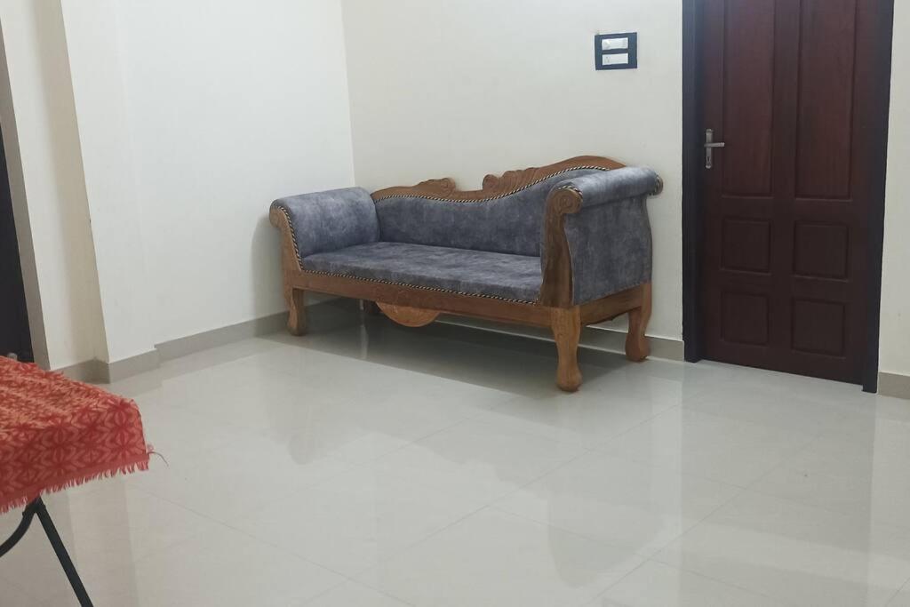 Two bed room independent fully furnished flat. view 3