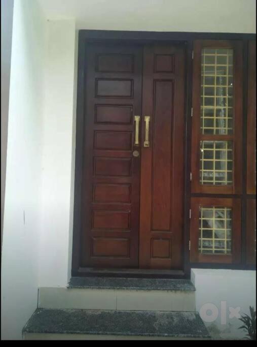 Two bed room independent fully furnished flat. view 5