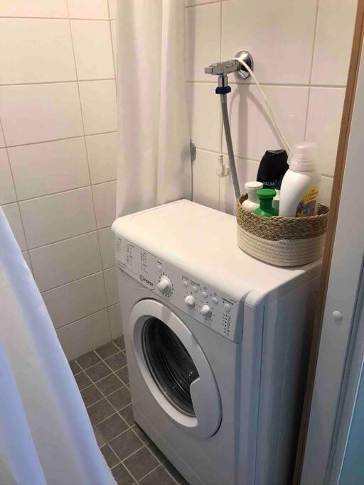 Viehättävä yksiö merellisessä Kotkassa.