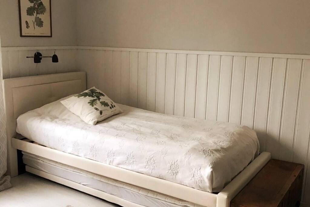 Viehättävä yksiö merellisessä Kotkassa.