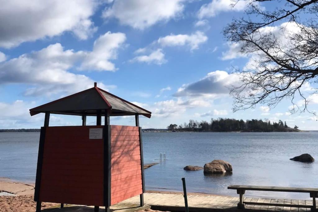 Viehättävä yksiö merellisessä Kotkassa.