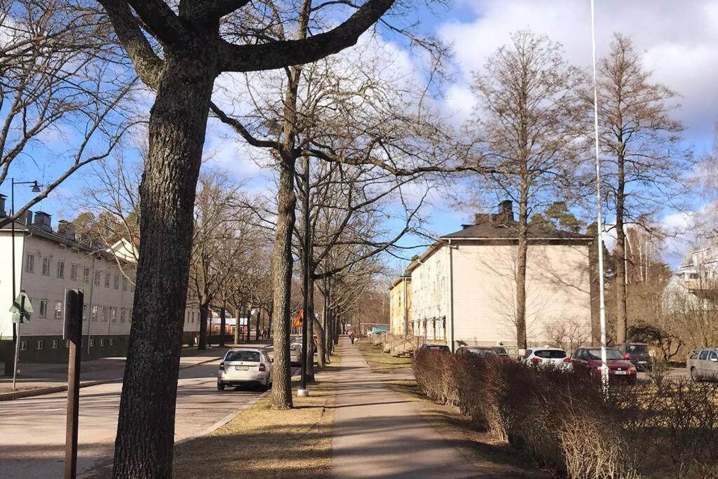 Viehättävä yksiö merellisessä Kotkassa.