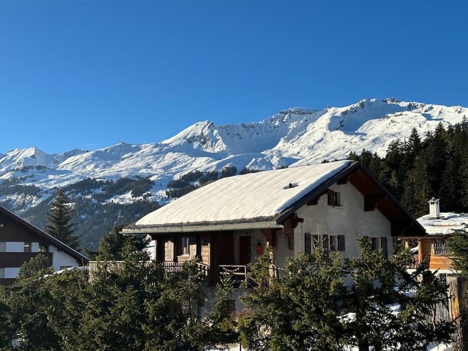 APPARTEMENT DE CHARME EN ATTIQUE dans UN PETIT CHALET