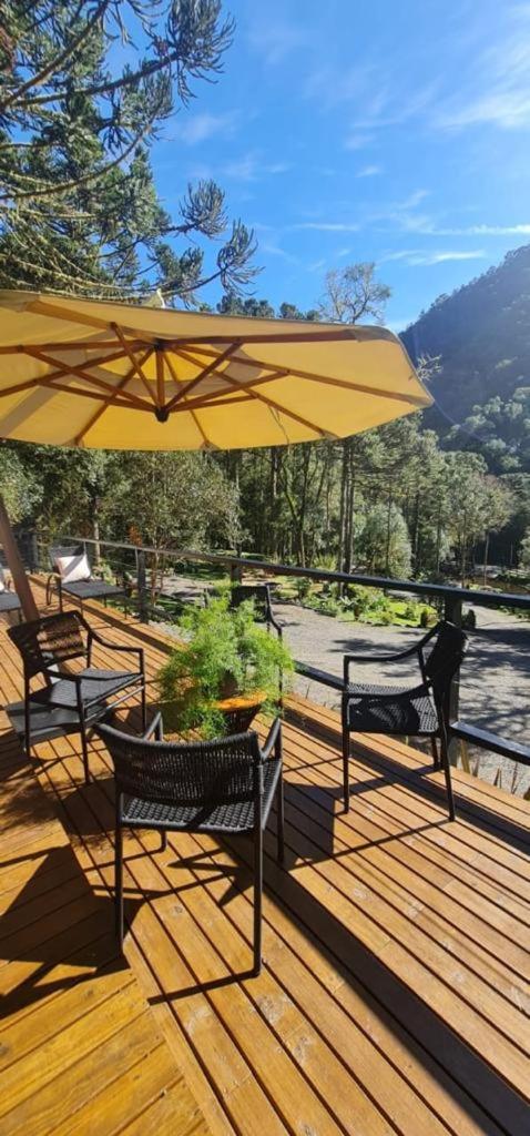 Vale dos Bugres Eco House- Cabana das Flores