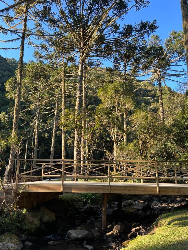 Vale dos Bugres Eco House- Cabana das Flores