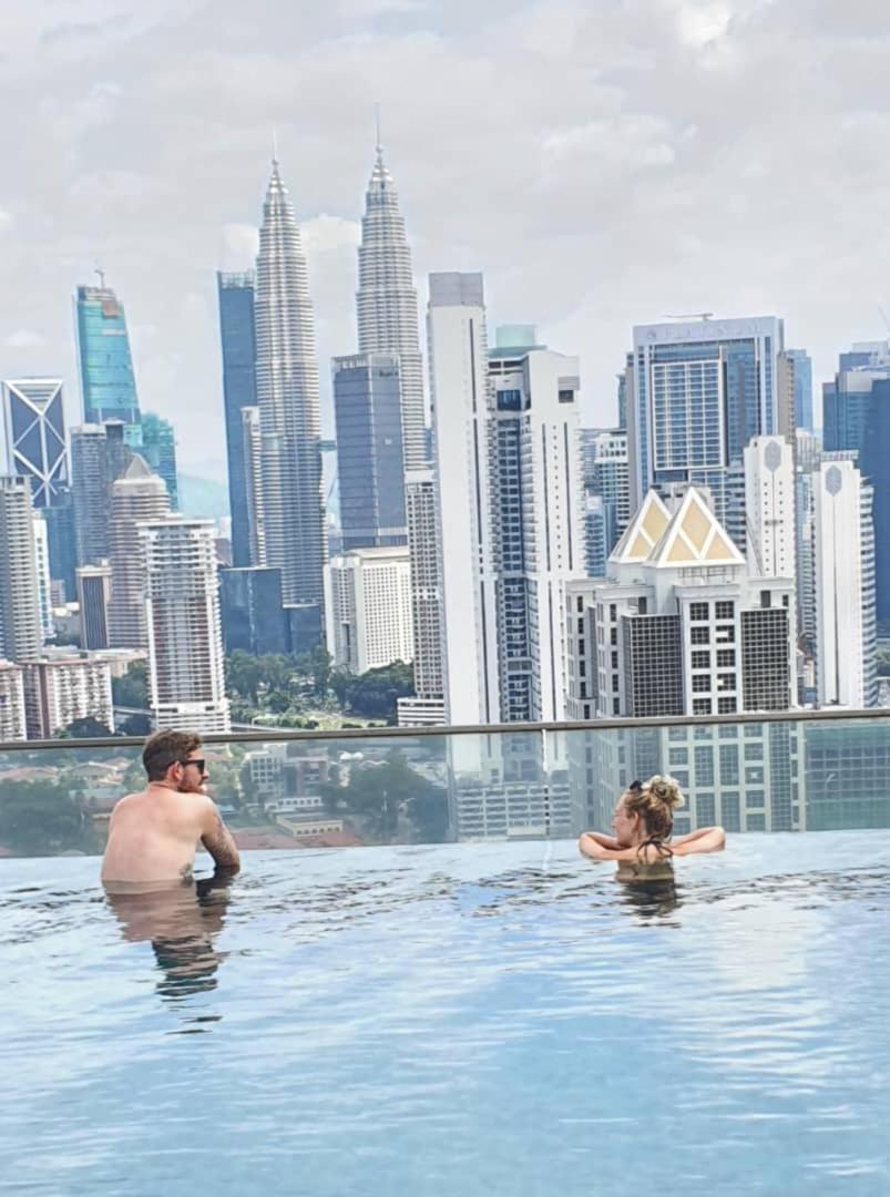Regalia Suites KLCC View Rooftop Infinity Pool by SHI