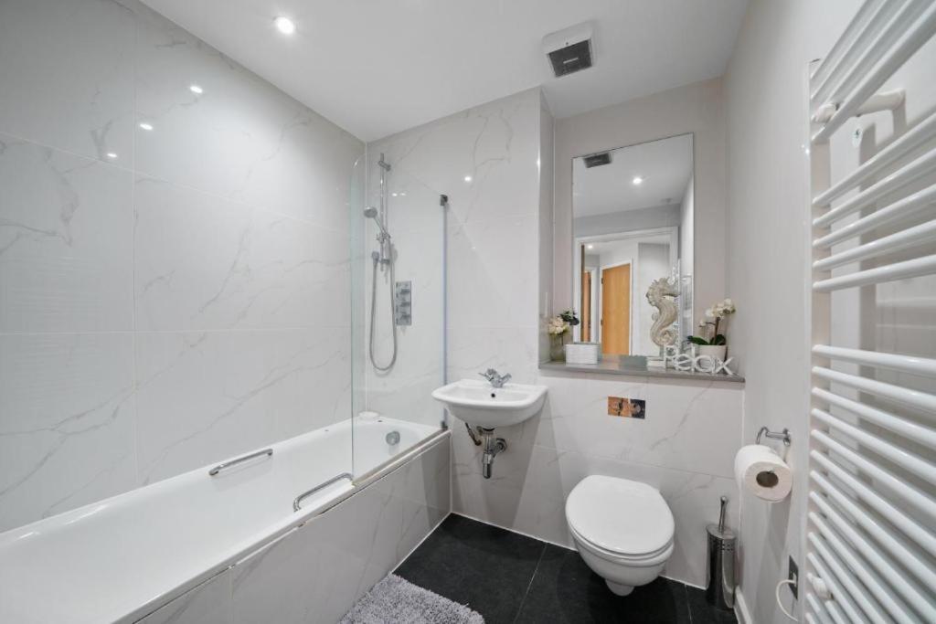 AMISHA 2Bedroom Apartment in Tower Bridge London Bridge Bermondsey - Perfect For Long Stays