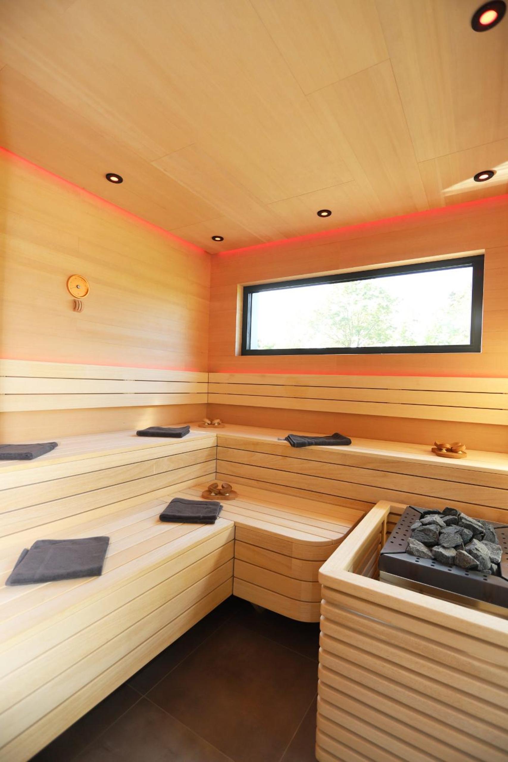 Villa Schmidt Apartments - Strandhaus direkt am Meer mit Sauna, Sport und Dünengarten - Studio