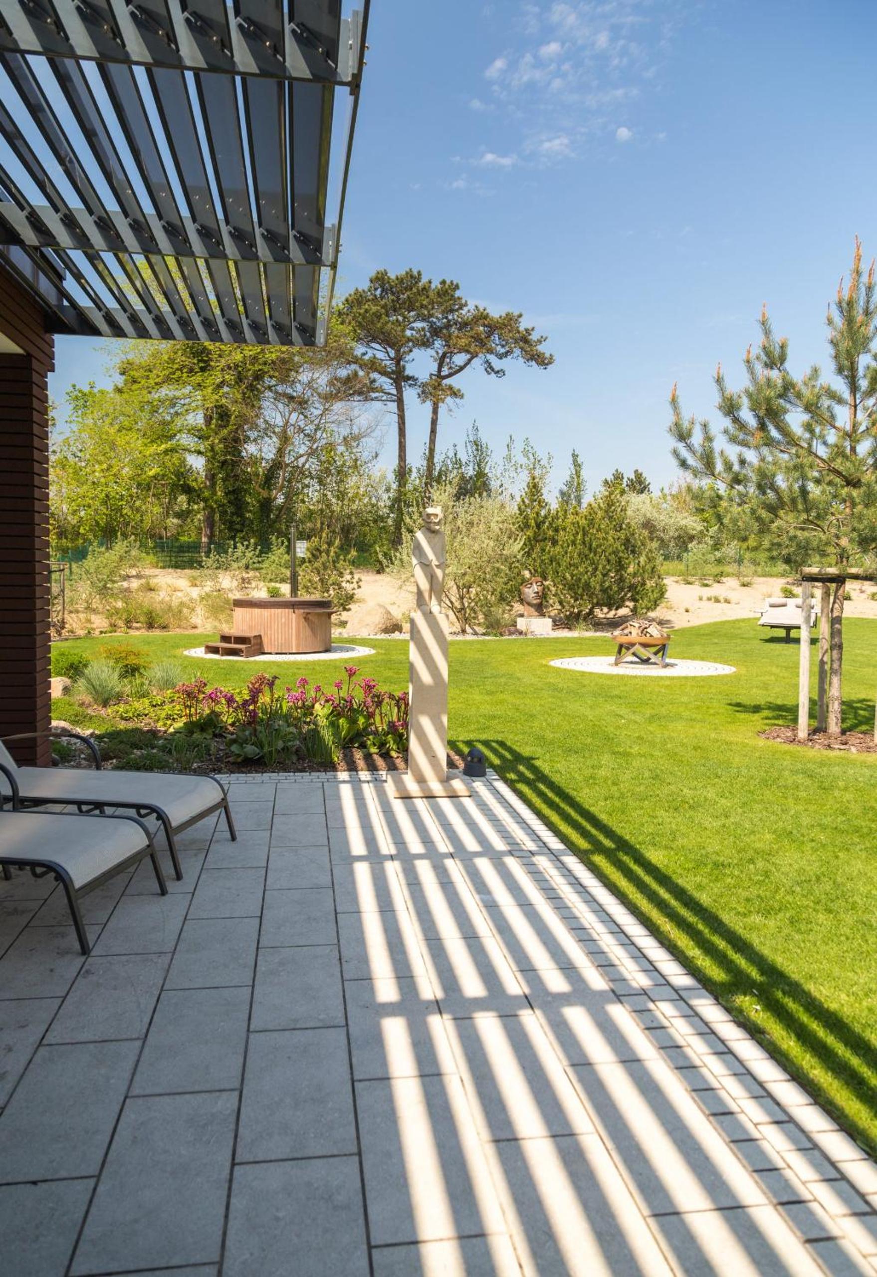 Villa Schmidt Apartments - Strandhaus direkt am Meer mit Sauna, Sport und Dünengarten - Studio