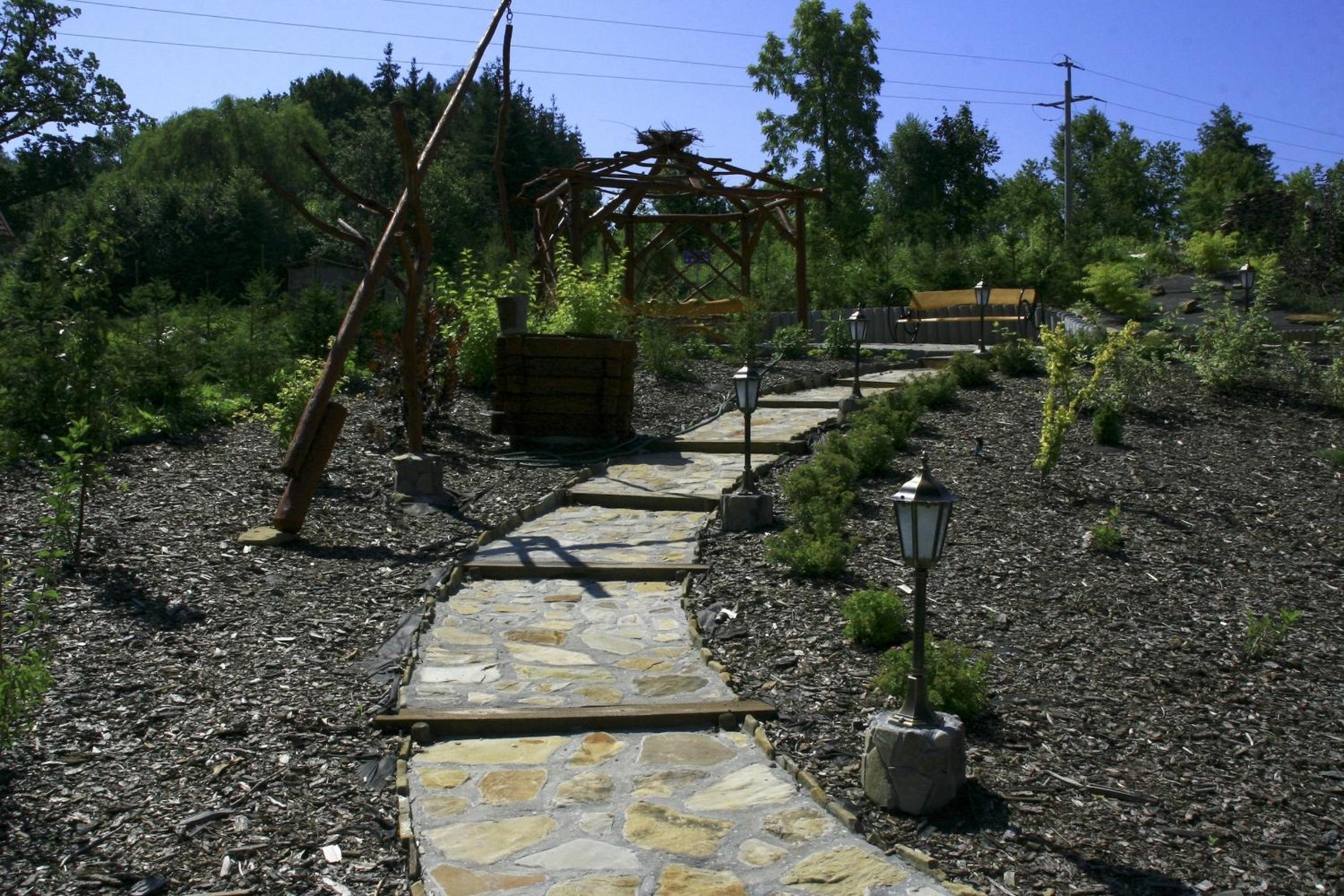 Photo 9