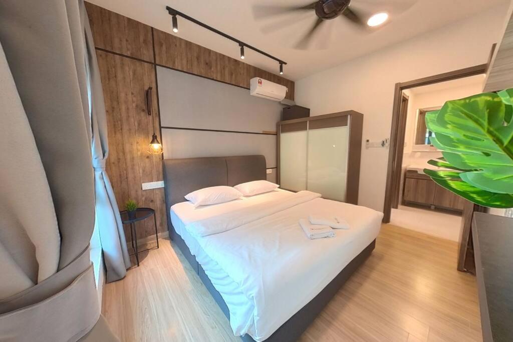 ForestCity StarView Bay Condo