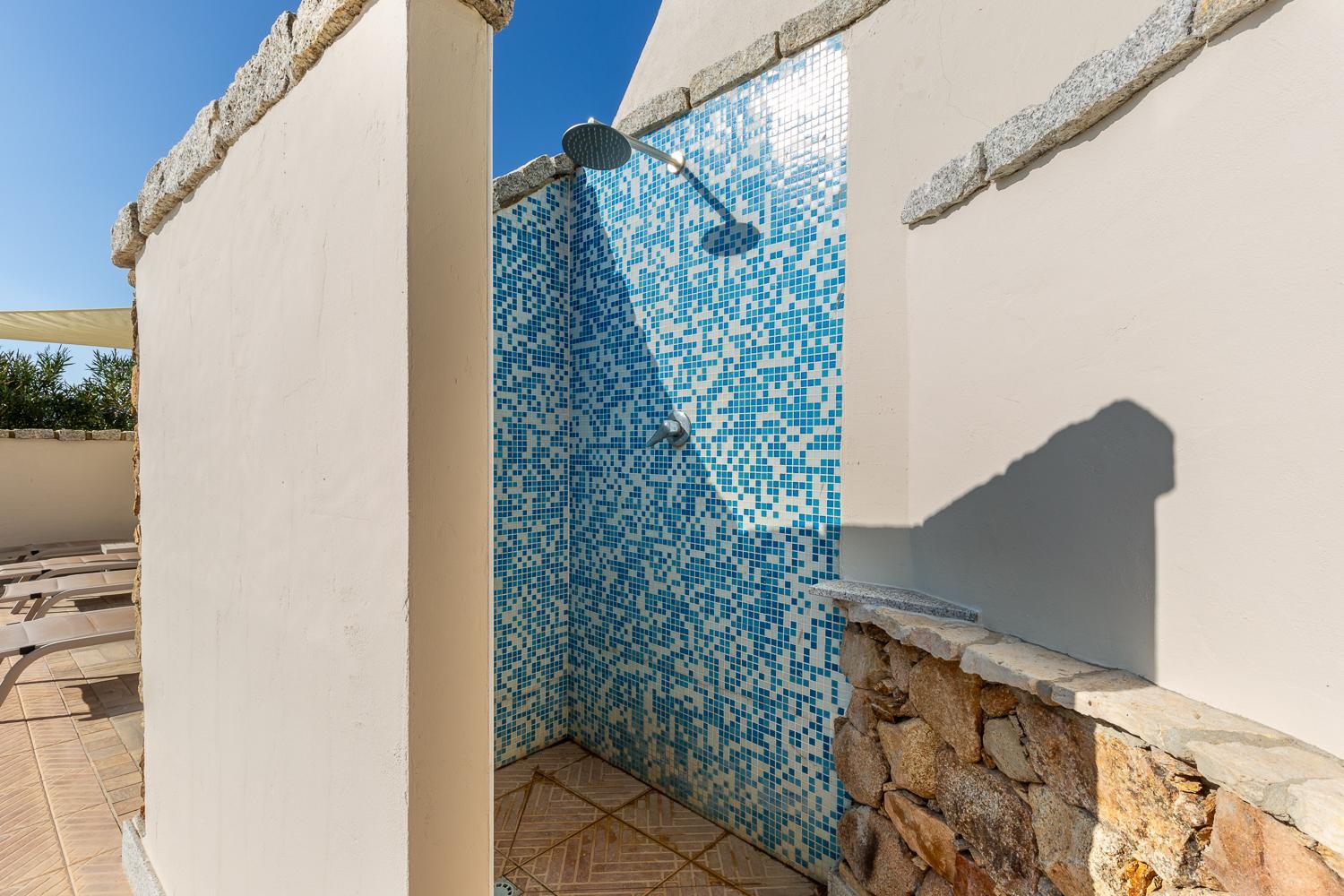 DOMUS VILLA LORY Castiadas Cala Sinzias beach with swimming pool