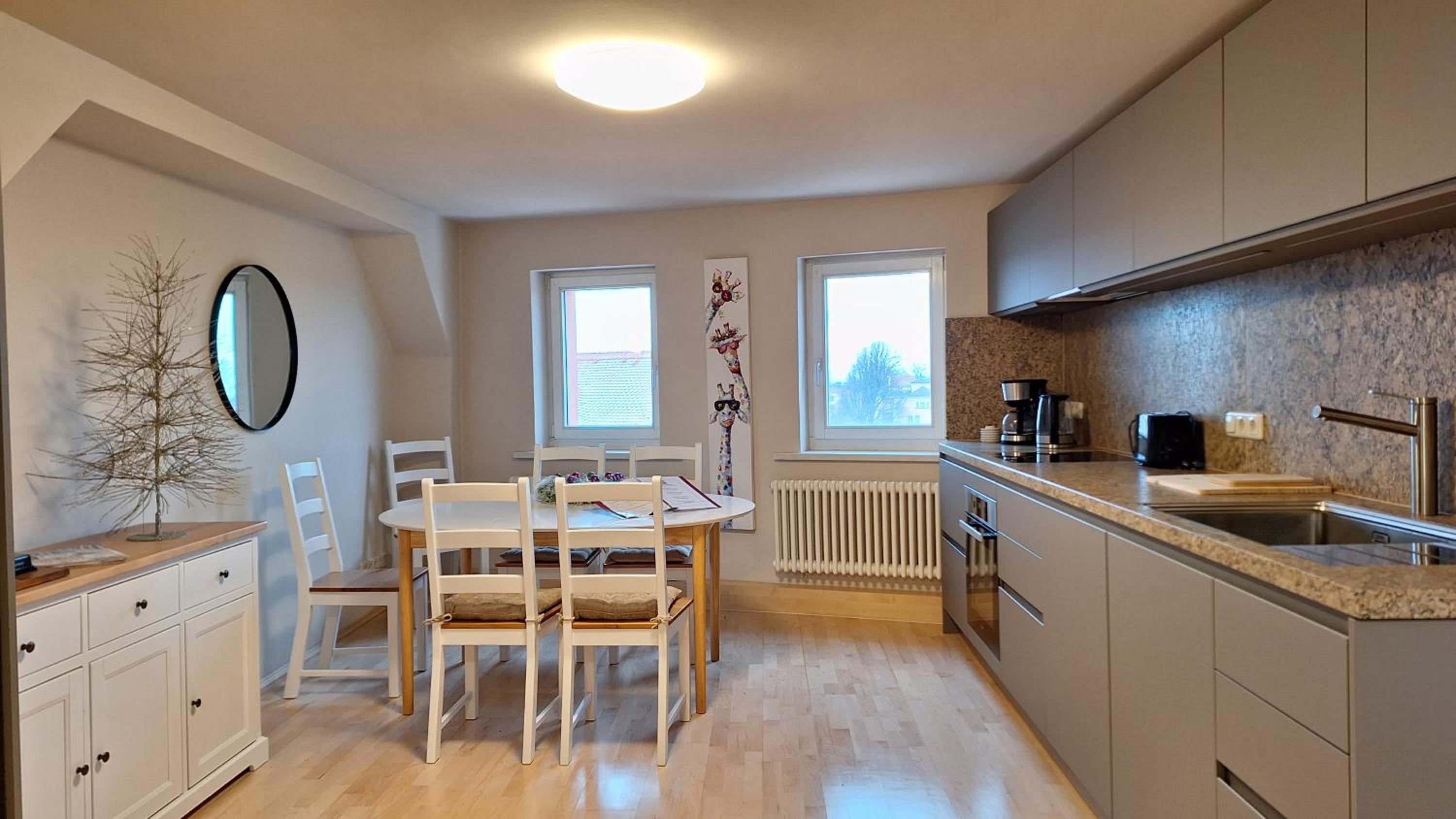 Stadtpalais Bellevue-Suite 3- Zimmer- Maisonettewohnung mit Dachterrasse maximal 4 Personen