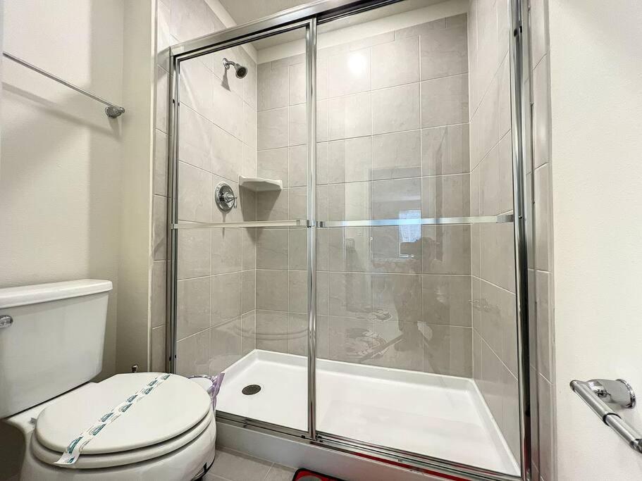 Family 5 Bdr Disney Villa w Private Pool Resort view 2