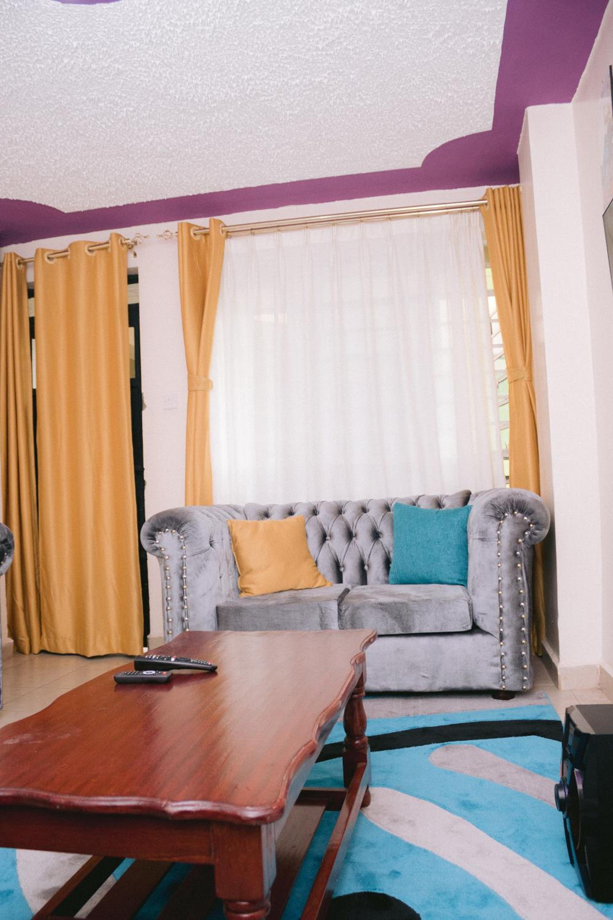 The Retreat Stylish one bedroom apartment in Ruiru, with free parking view 5