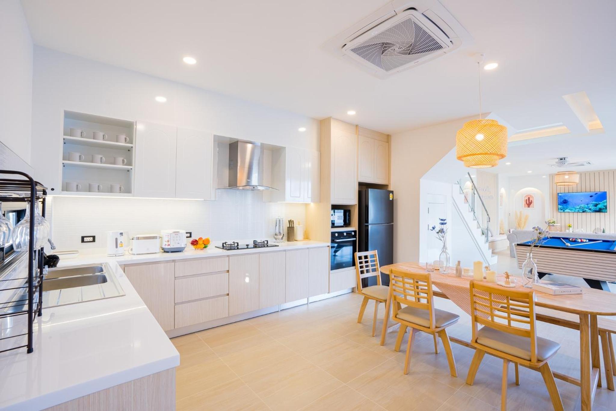 Eva PoolVilla Pattaya Bang Saray Beach 1 km
