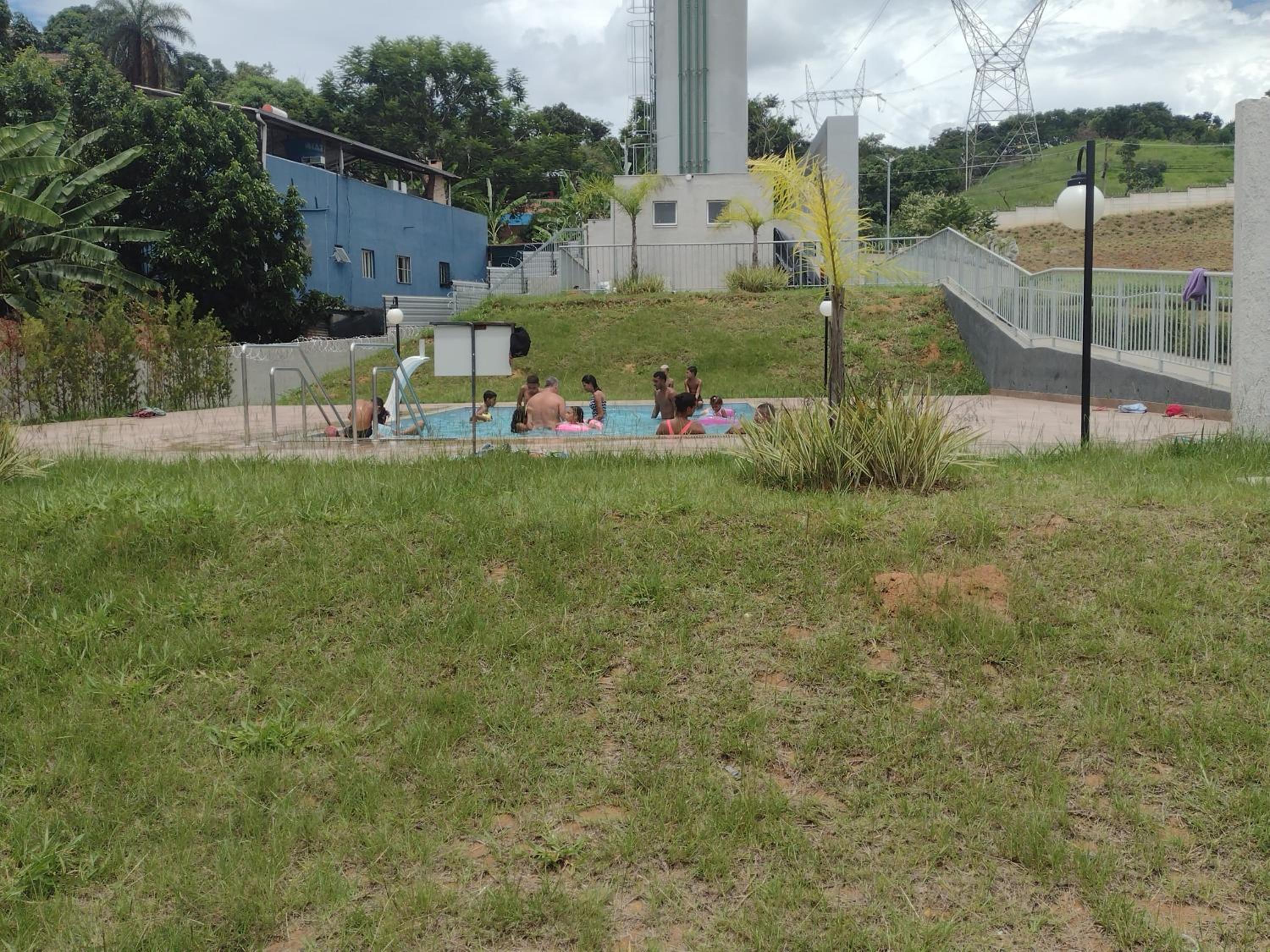Residencial Versalhes Aluguel barato AP rua santa Terezinha 213, santa cruz , Vespasiano MG