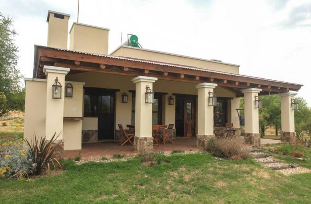 CASA DE CAMPO COLIBRI EN LA MATILDE