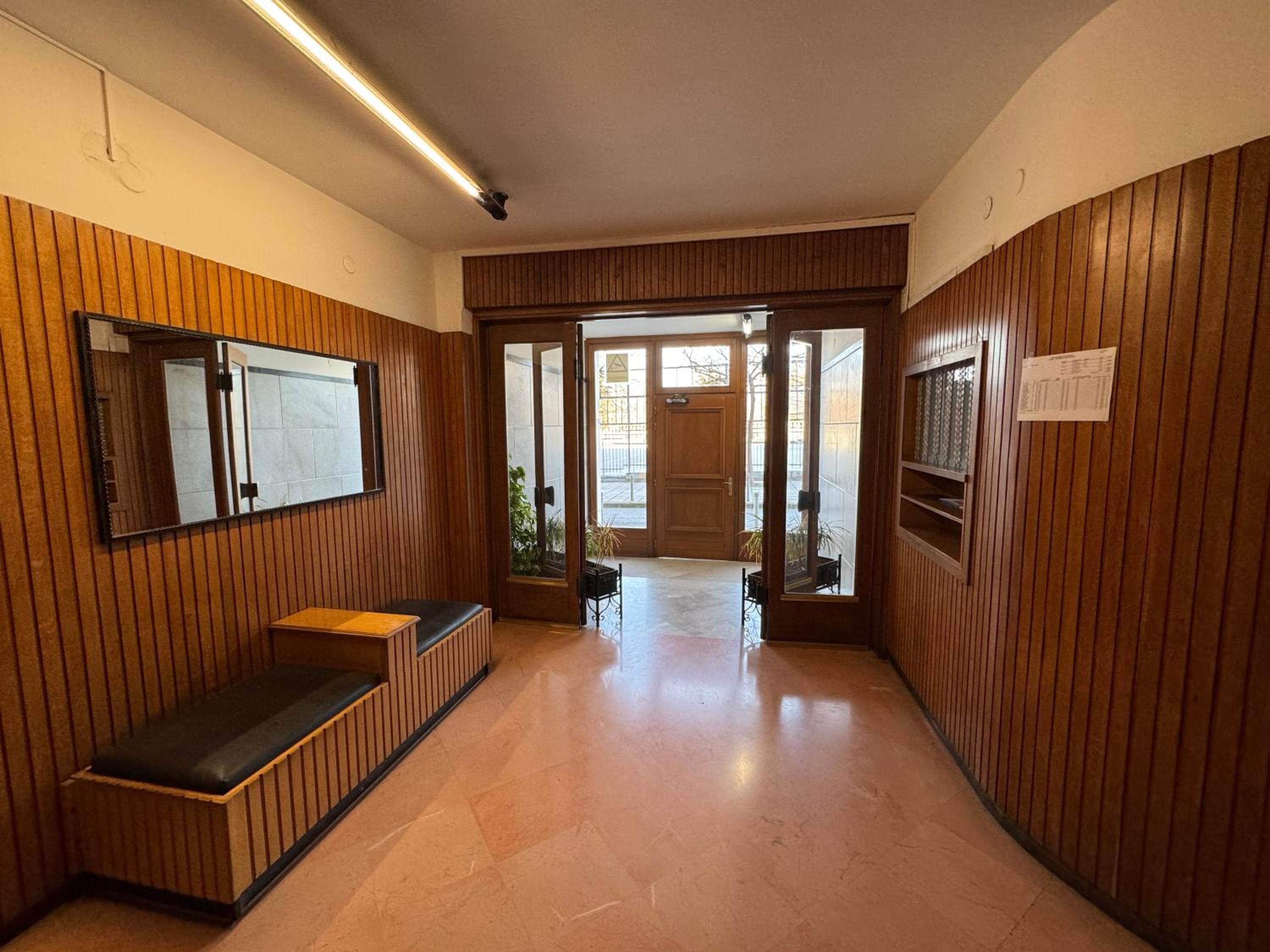 Promenade city apartment