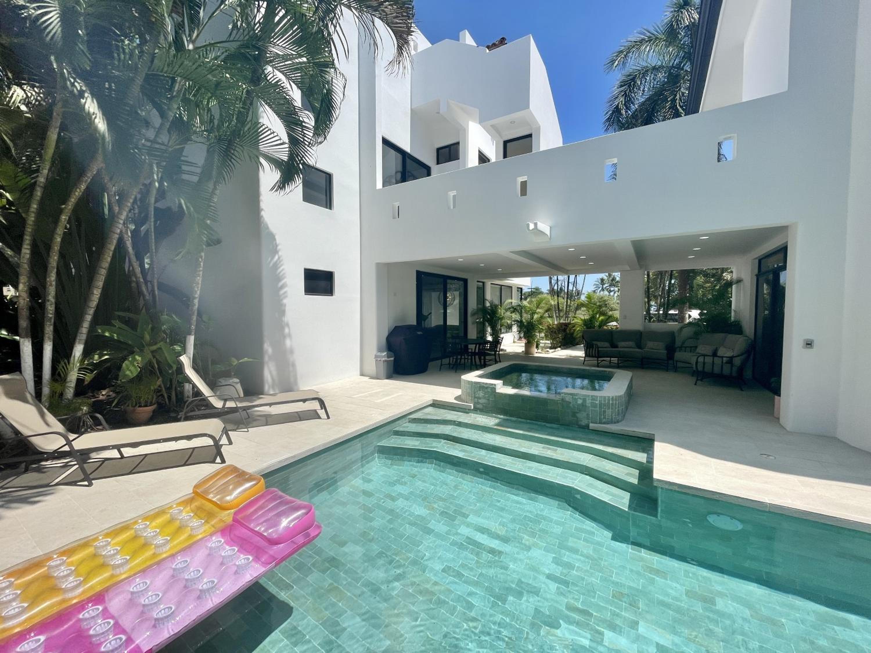 Classy Beachfront Home with Private Pool - Hermosa Palms 110