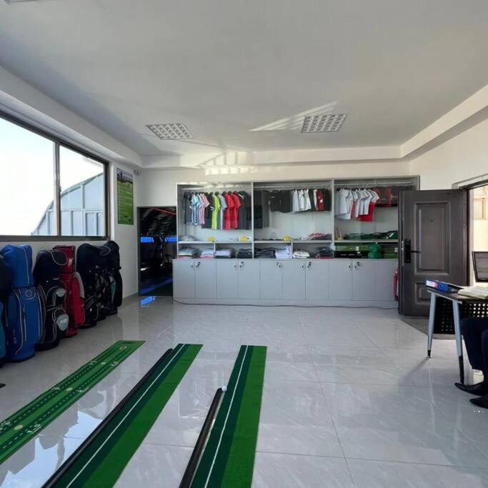 Goldpark Homes-Furnished one bedroom apartment view 5