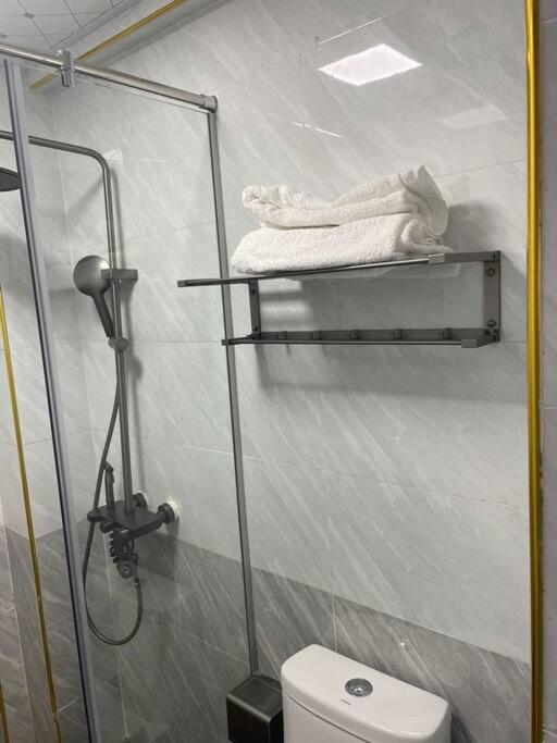 Goldpark Homes-Furnished one bedroom apartment view 2