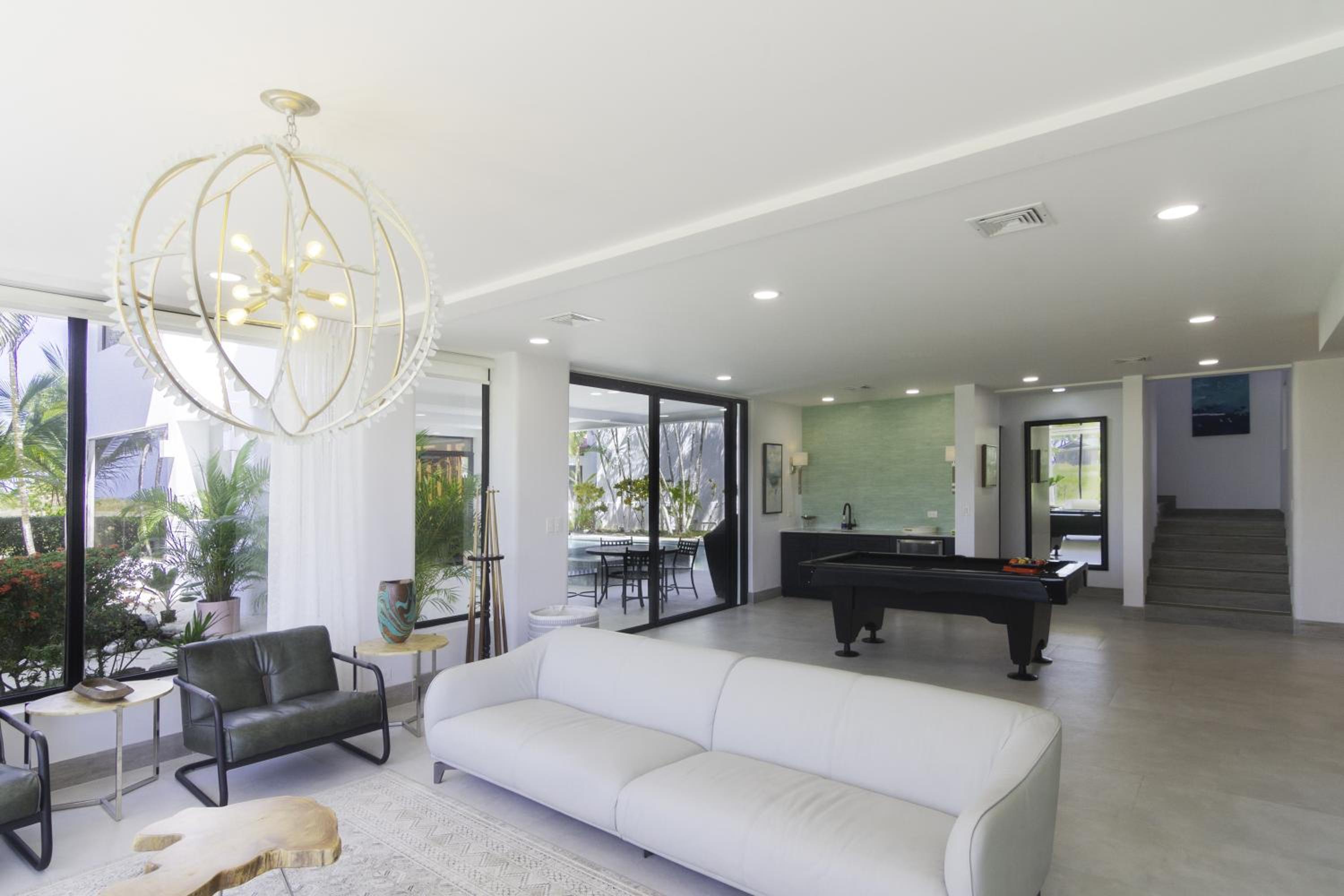 Classy Beachfront Home with Private Pool - Hermosa Palms 110