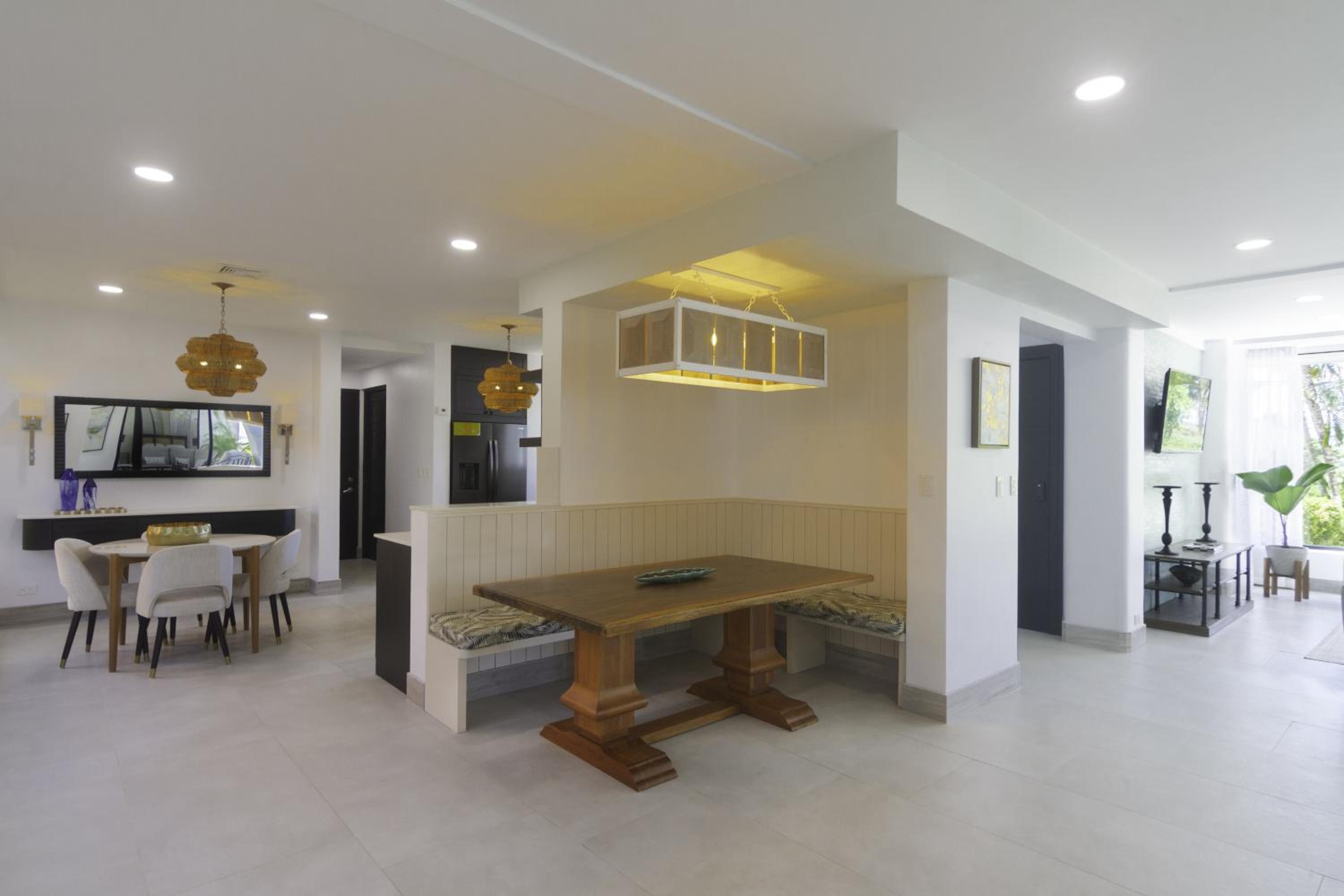 Classy Beachfront Home with Private Pool - Hermosa Palms 110