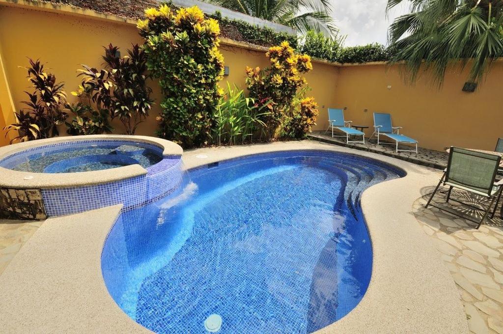 Casa Suenos- Iconic 4BR Home with Private Pool