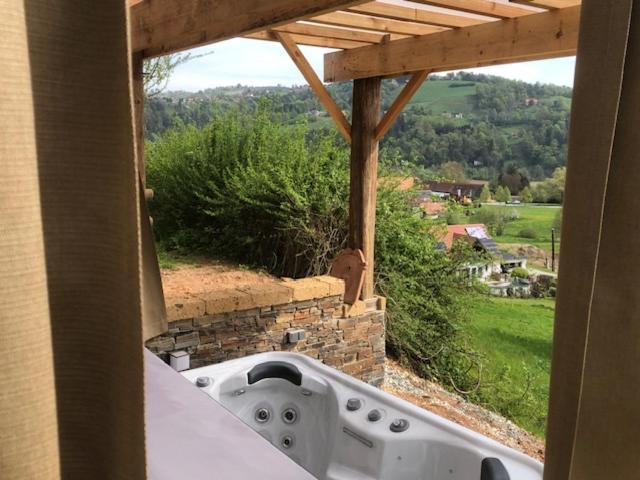 Haus Sulmwirtmüller mit Jacuzzi und Sauna