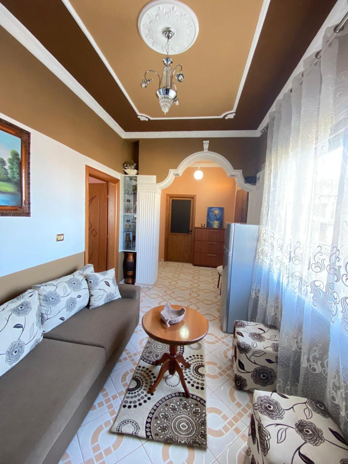 Vila DLMeti